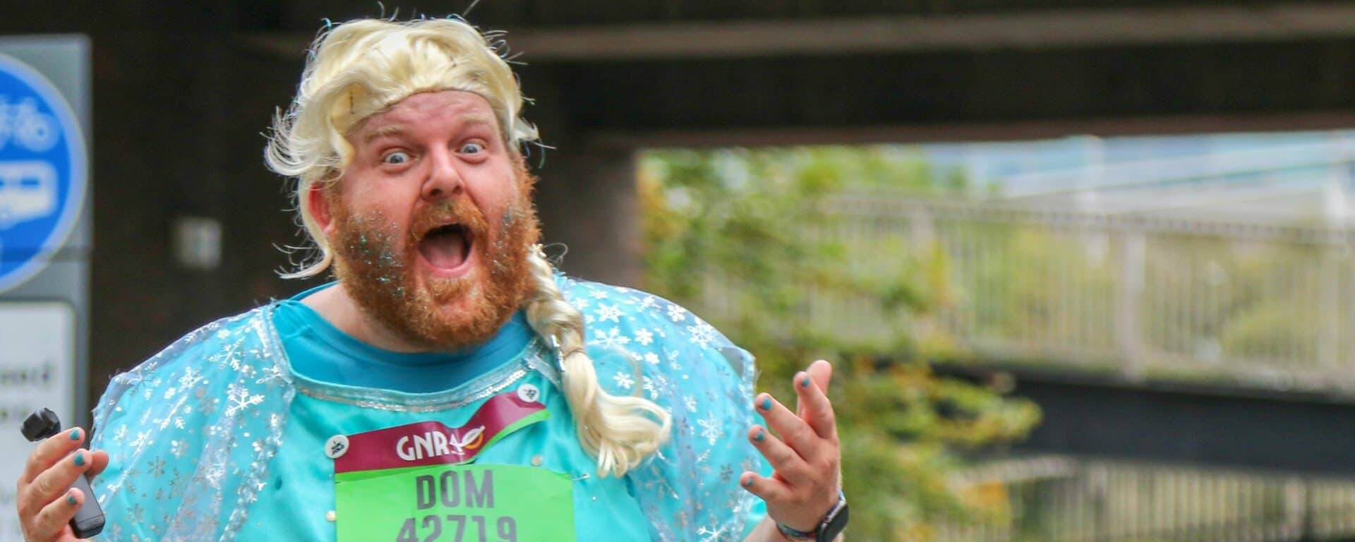 Runner dressed as Elsa at Great North Run